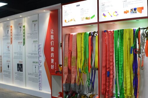 Latest company news about How to Use a Ratchet Strap with Hooks: The Complete Safety & Operation Guide